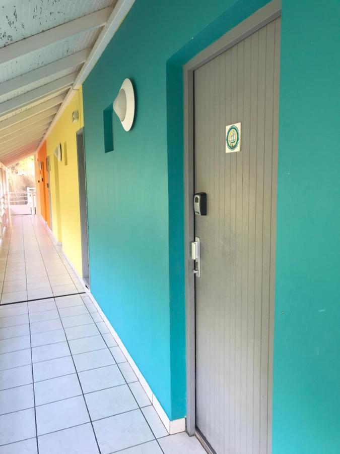 Studio Azur -Tartane 100M De La Plage- Piscine La Trinite Exterior photo